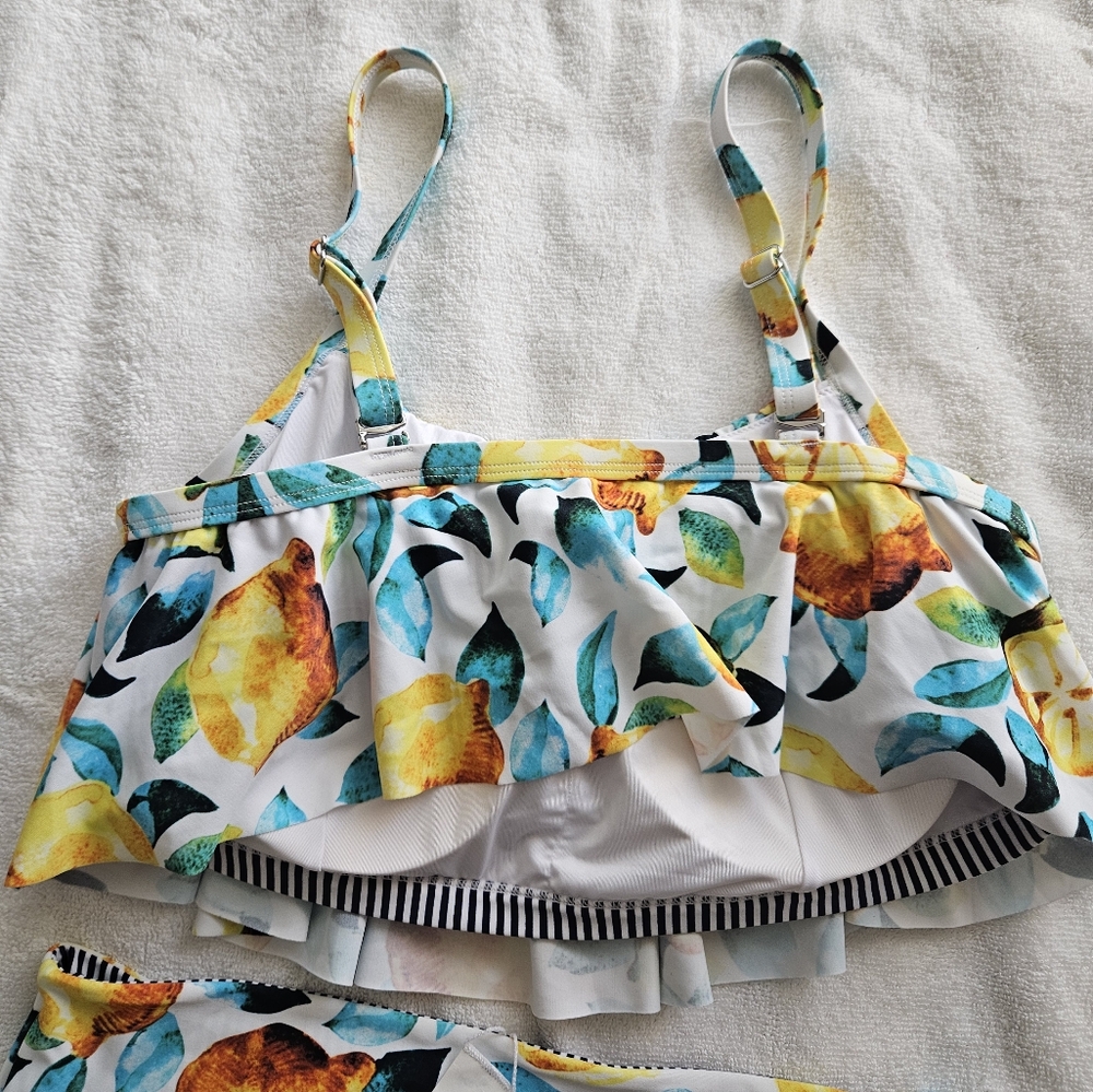 Swim suit